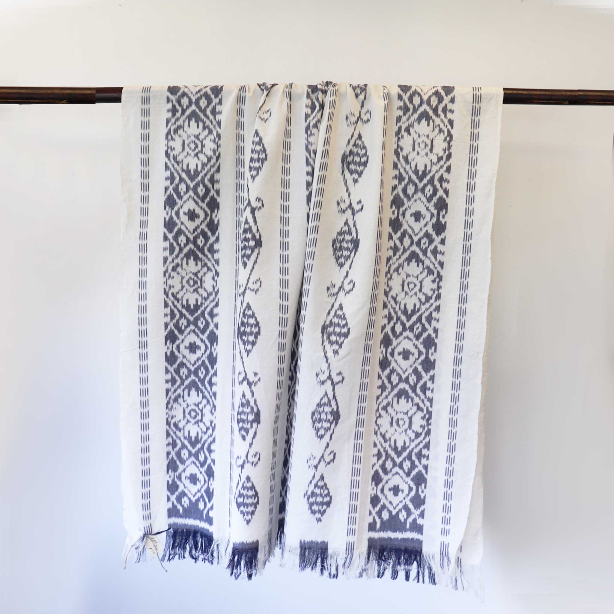 White And Navy Blue Patterned Cotton Throw