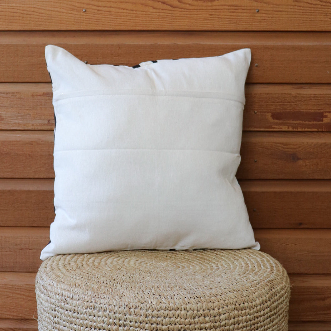 White & Black Squiggle Patterned Cotton Cushion Cover