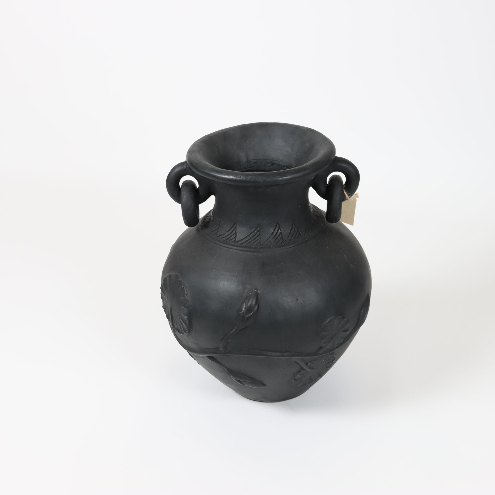 Black Lotus Pot